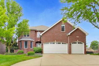 626 N VAN AUKEN Street, Elmhurst, IL 60126