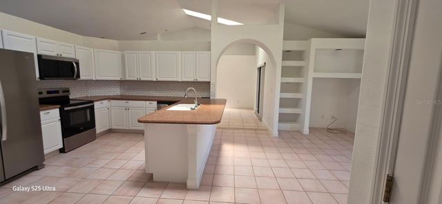 121 APRIL COURT SE, Palm Bay, FL 32909