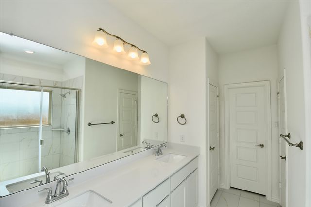 2412 Glasgow Way, Denton, TX 76207