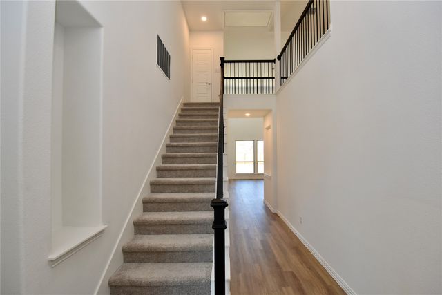 2412 Glasgow Way, Denton, TX 76207