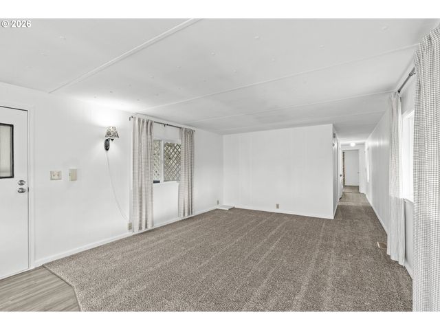 1199 N TERRY St 258, Eugene, OR 97402