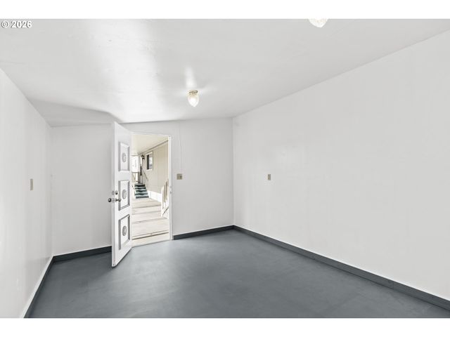 1199 N TERRY St 258, Eugene, OR 97402