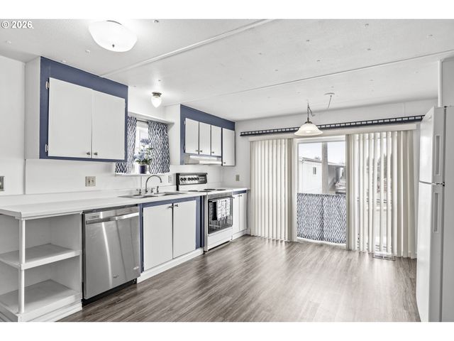 1199 N TERRY St 258, Eugene, OR 97402