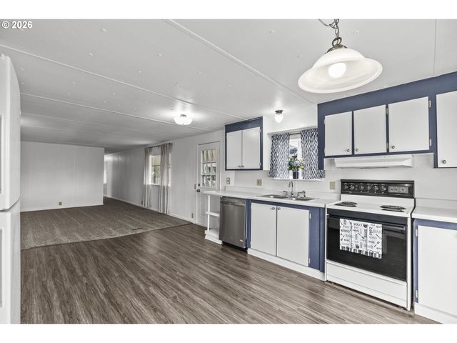 1199 N TERRY St 258, Eugene, OR 97402