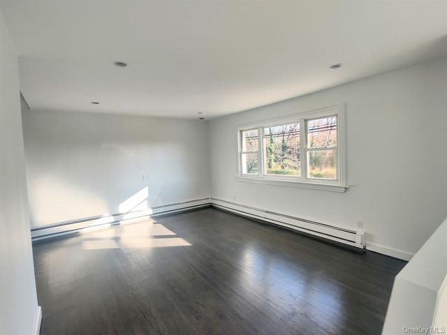 91 North Street, Huntington Station, NY 11746