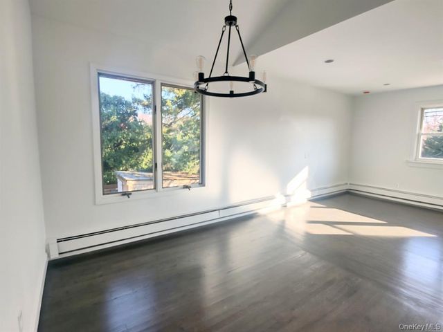 91 North Street, Huntington Station, NY 11746