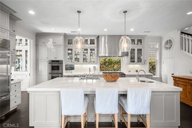 2601 Bayshore Drive, Newport Beach, CA 92663