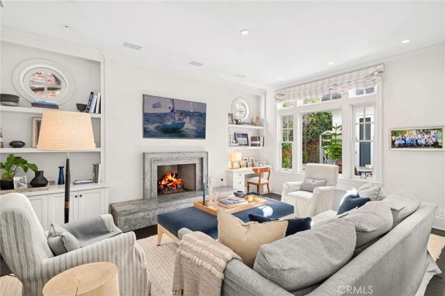 2601 Bayshore Drive, Newport Beach, CA 92663