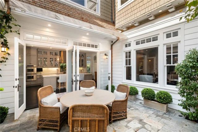 2601 Bayshore Drive, Newport Beach, CA 92663