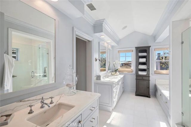 2601 Bayshore Drive, Newport Beach, CA 92663