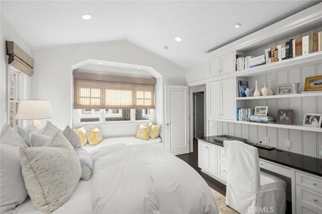 2601 Bayshore Drive, Newport Beach, CA 92663