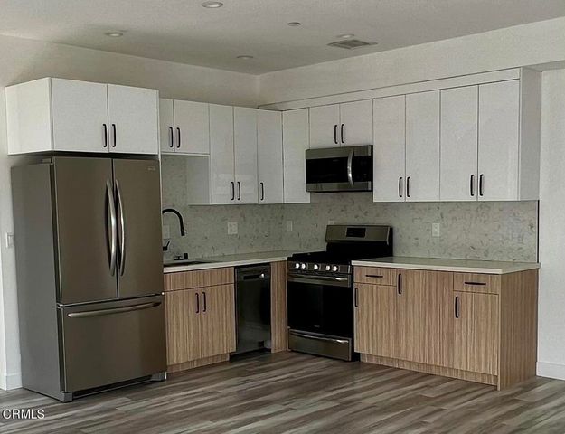 5626 Auckland Avenue, Los Angeles, CA 91601