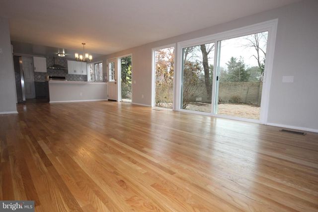 19115 ROMAN WAY, Montgomery Village, MD 20886