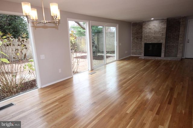 19115 ROMAN WAY, Montgomery Village, MD 20886