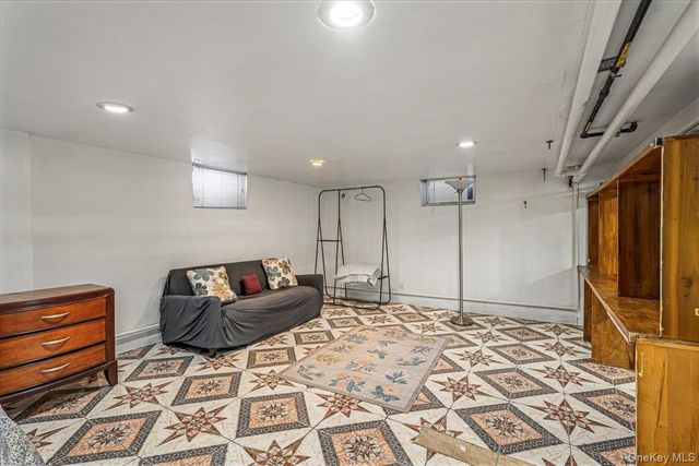 166-47 25th Avenue, Whitestone, NY 11357
