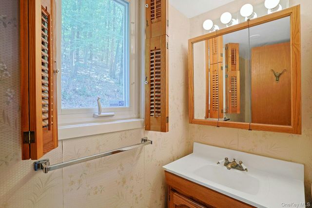 130 Call Hollow Road, Pomona, NY 10970