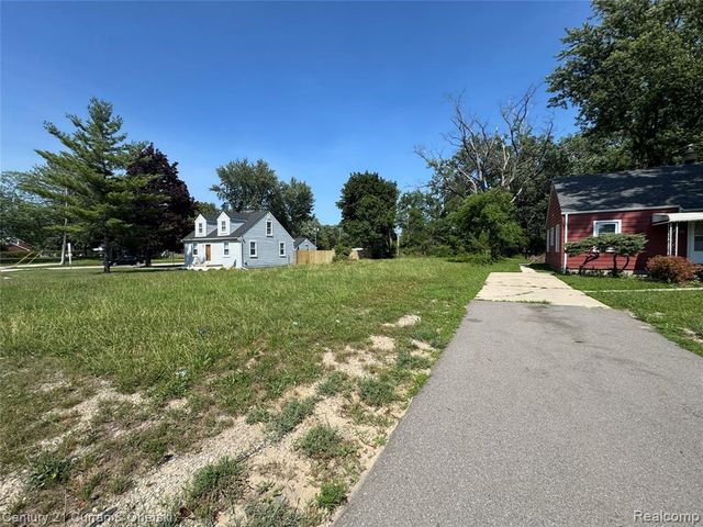 6221 Inkster Road, Taylor, MI 48180