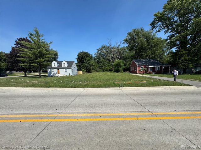 6221 Inkster Road, Taylor, MI 48180