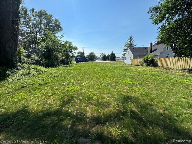 6221 Inkster Road, Taylor, MI 48180