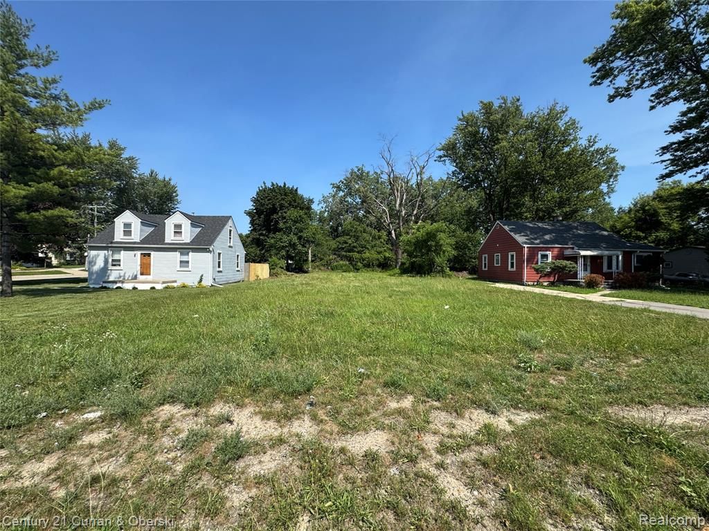 6221 Inkster Road, Taylor, MI 48180