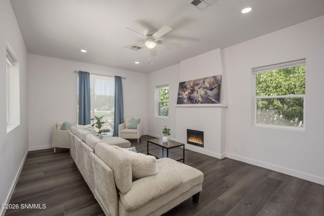1040 Hess Terrace, Las Cruces, NM 88005
