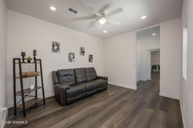 1040 Hess Terrace, Las Cruces, NM 88005