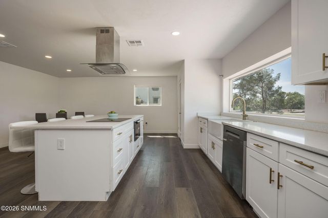 1040 Hess Terrace, Las Cruces, NM 88005