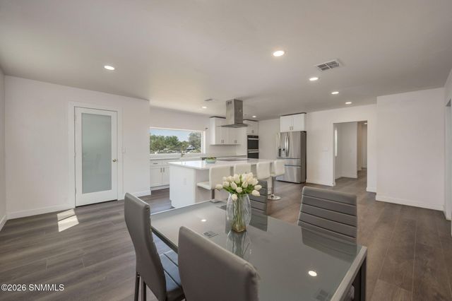 1040 Hess Terrace, Las Cruces, NM 88005