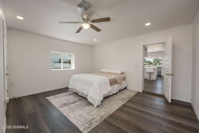 1040 Hess Terrace, Las Cruces, NM 88005