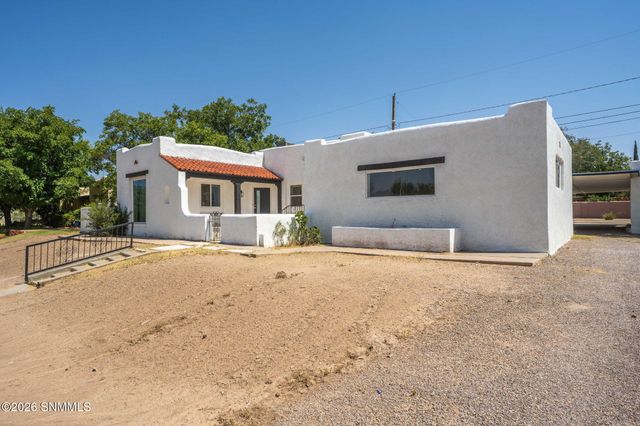 1040 Hess Terrace, Las Cruces, NM 88005