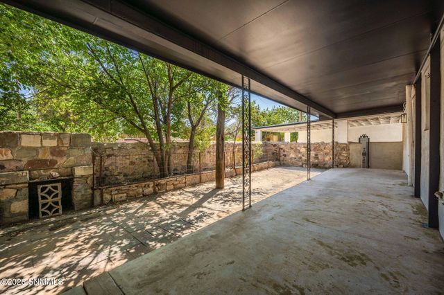 1040 Hess Terrace, Las Cruces, NM 88005