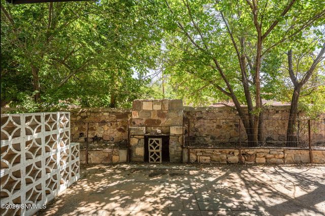 1040 Hess Terrace, Las Cruces, NM 88005