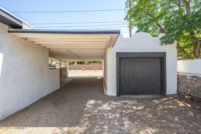1040 Hess Terrace, Las Cruces, NM 88005
