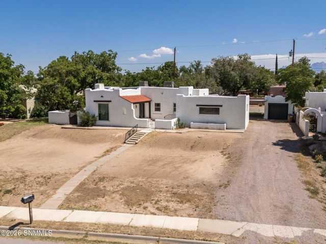 1040 Hess Terrace, Las Cruces, NM 88005