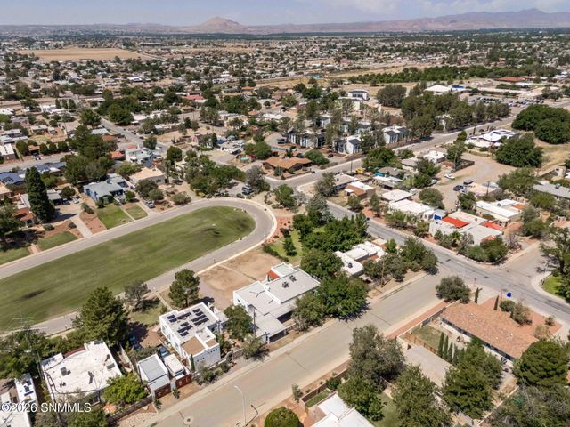 1040 Hess Terrace, Las Cruces, NM 88005