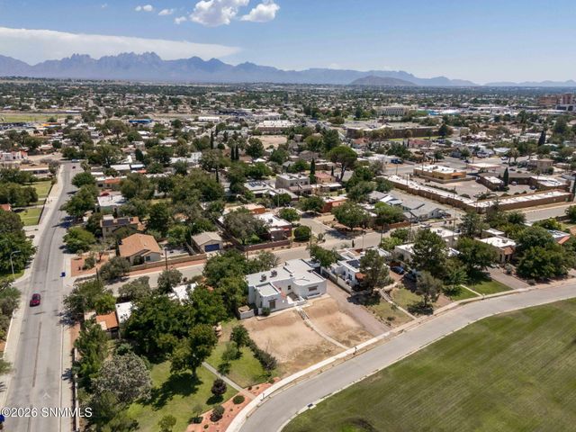 1040 Hess Terrace, Las Cruces, NM 88005