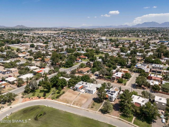 1040 Hess Terrace, Las Cruces, NM 88005