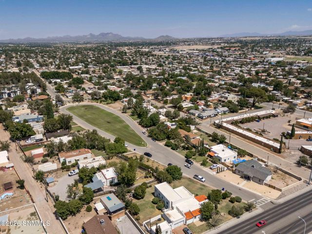 1040 Hess Terrace, Las Cruces, NM 88005
