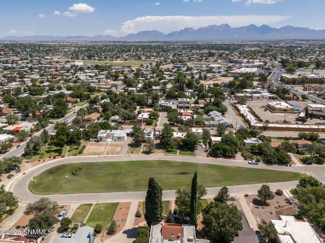 1040 Hess Terrace, Las Cruces, NM 88005