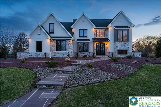 3373 Rising Sun Court, Upper Nazareth Twp, PA 18064