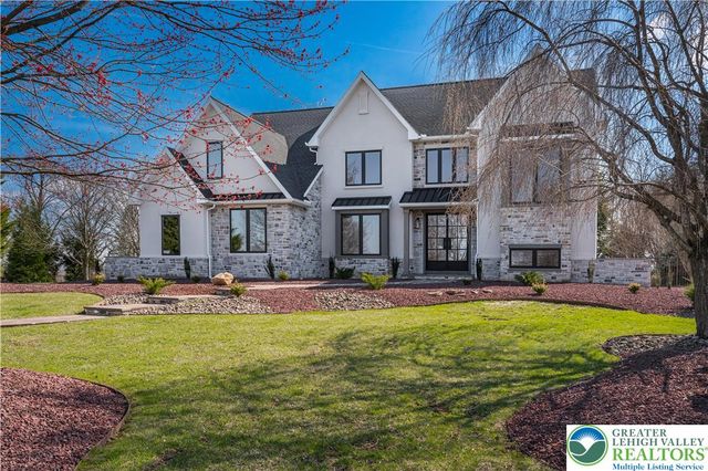 3373 Rising Sun Court, Upper Nazareth Twp, PA 18064