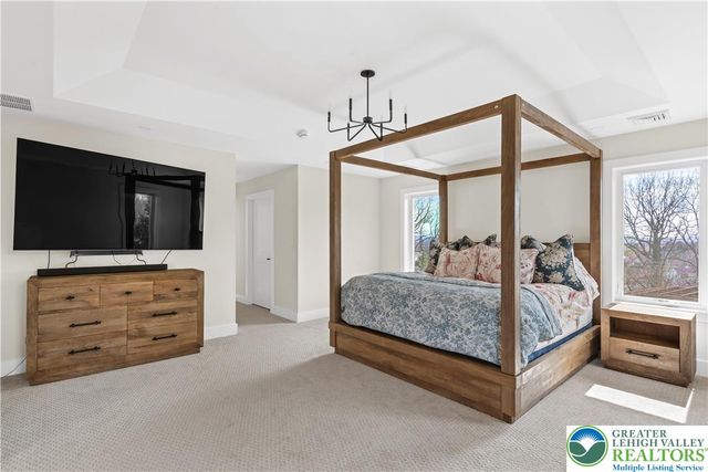 3373 Rising Sun Court, Upper Nazareth Twp, PA 18064
