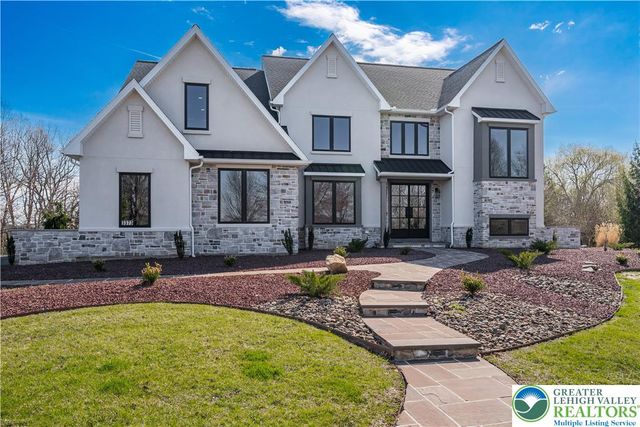3373 Rising Sun Court, Upper Nazareth Twp, PA 18064