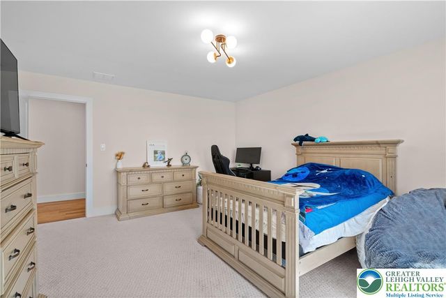 3373 Rising Sun Court, Upper Nazareth Twp, PA 18064