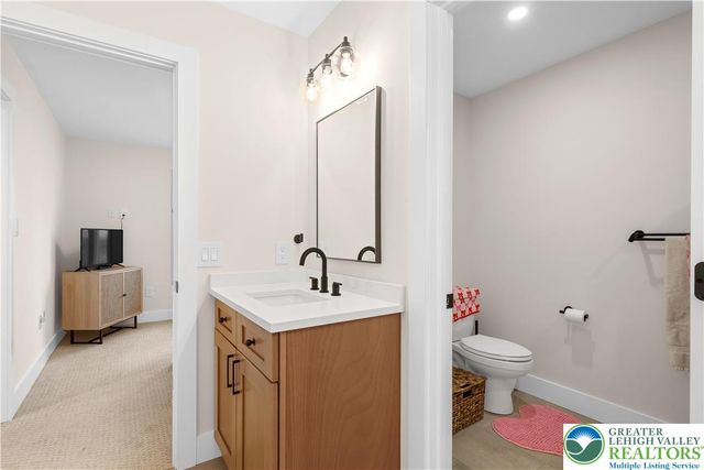 3373 Rising Sun Court, Upper Nazareth Twp, PA 18064