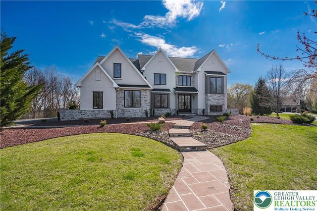 3373 Rising Sun Court, Upper Nazareth Twp, PA 18064