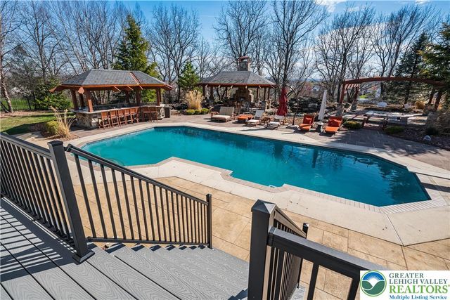 3373 Rising Sun Court, Upper Nazareth Twp, PA 18064