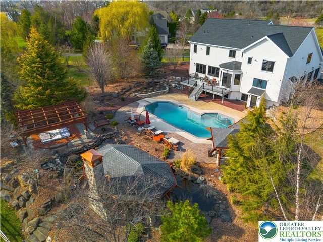 3373 Rising Sun Court, Upper Nazareth Twp, PA 18064
