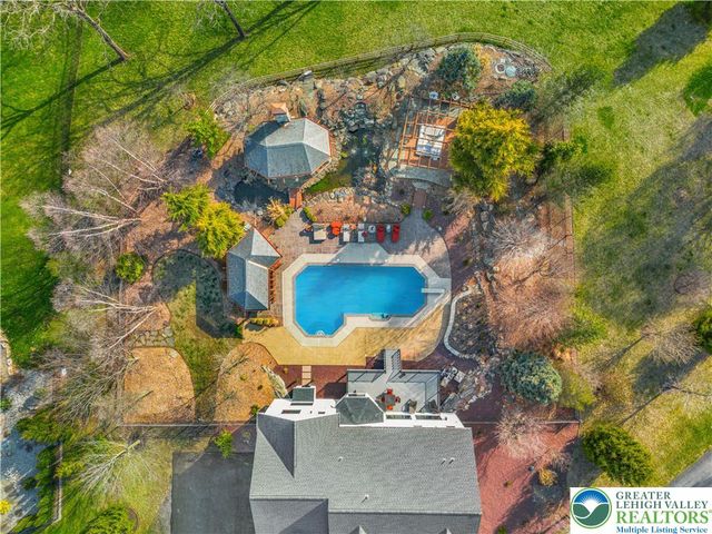 3373 Rising Sun Court, Upper Nazareth Twp, PA 18064