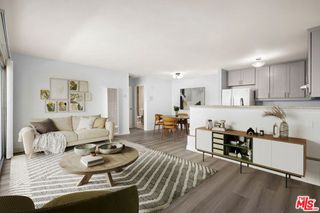 18530 Hatteras Street 115, Tarzana, CA 91356